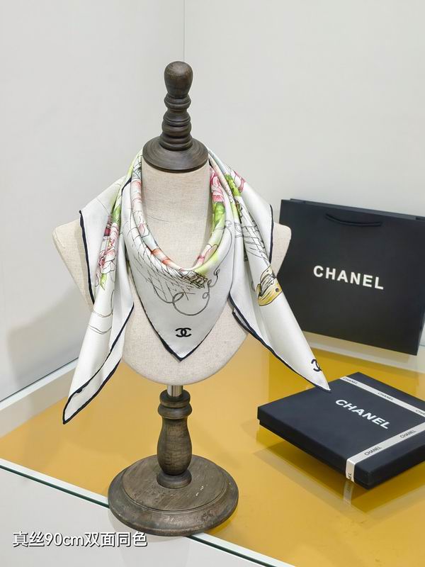 Chanel silk scarf hm
